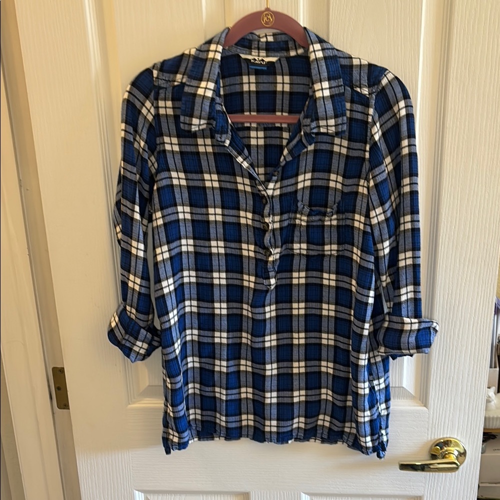 KAVU | Blue and white soft flannel shirt, size medium 1/4 button up